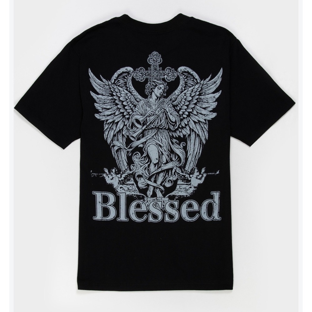 573 Tilly's LA FAMILIA Gothic Streetwear Blessed Angel Graphic Tee S Black Cross